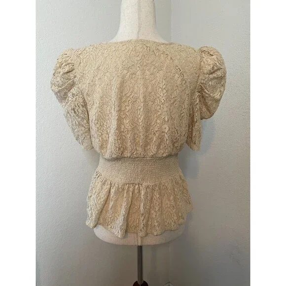Jealous Tomato Womens Lace Peplum Top Size M Beige Romantic Coquette Babydoll - Picture 3 of 7
